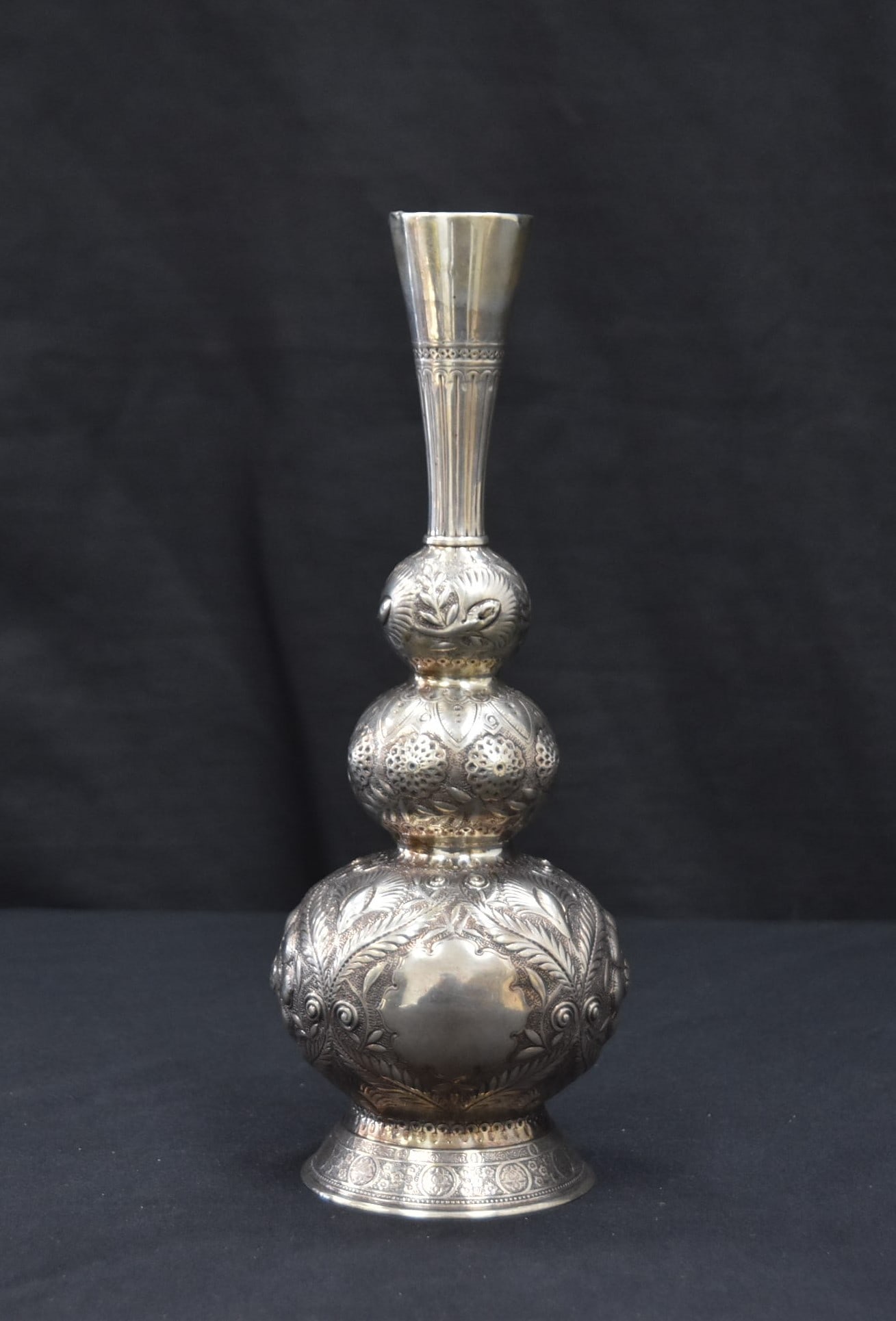 TIFFANY MAKERS EMBOSSED STERLING VASE (1 of 14)