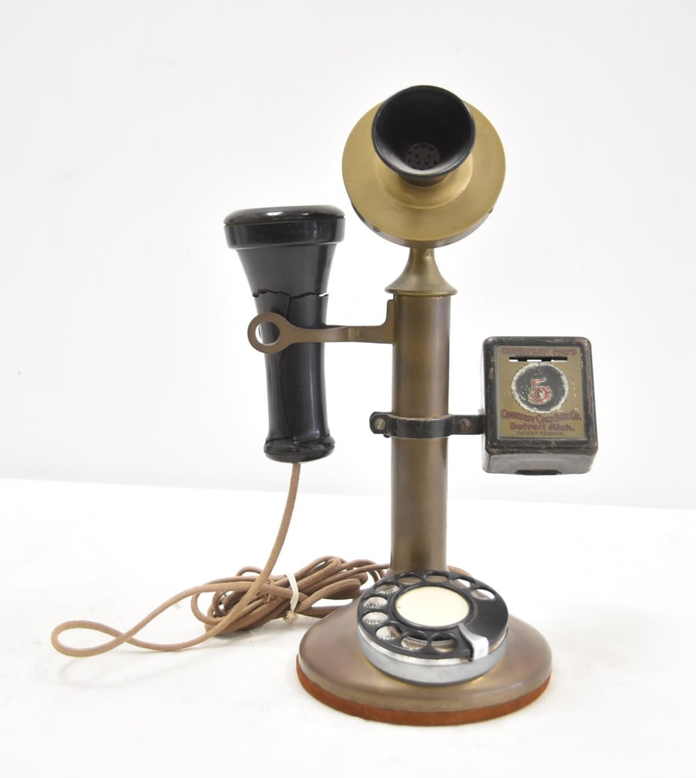 COURTESY DAYS COIN OP PAYPHONE (1 of 12)