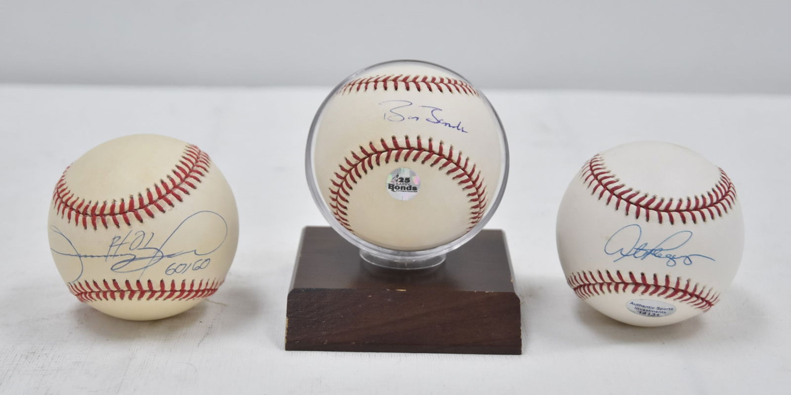 (3) AUTOGRAPHED BASEBALLS TO INCLUDE (1 of 15)