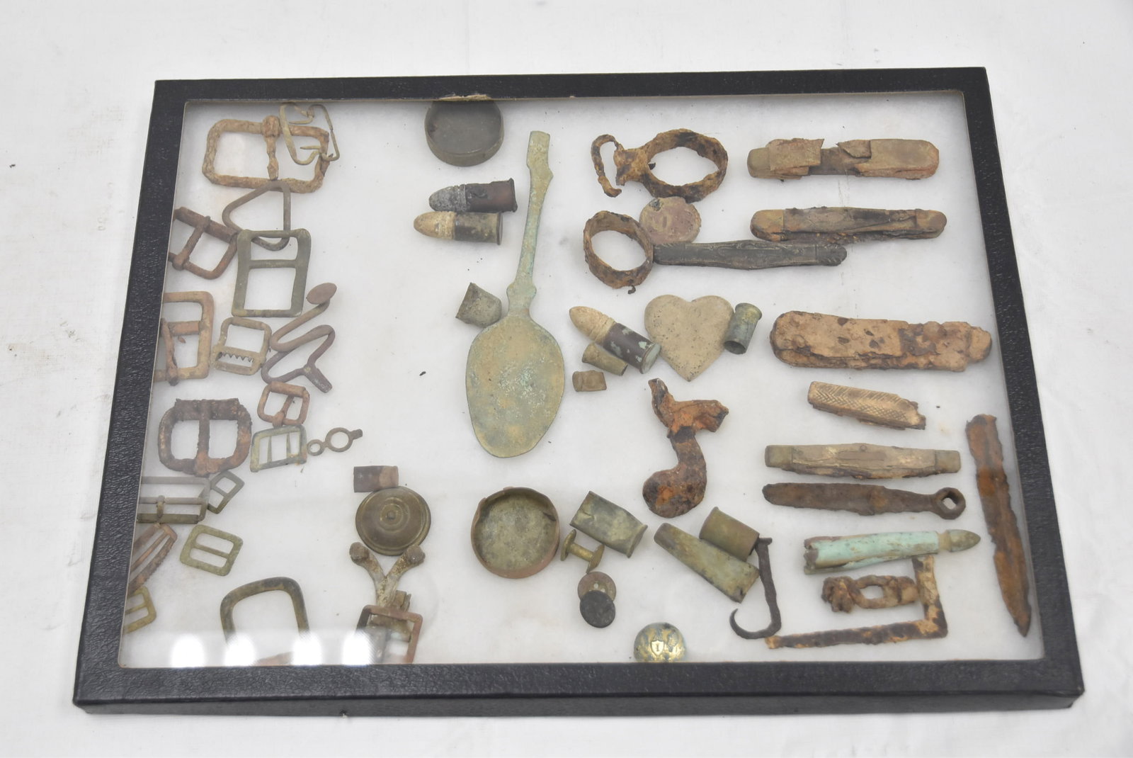 CIVIL WAR RELIC DISPLAY TRAY (1 of 7)