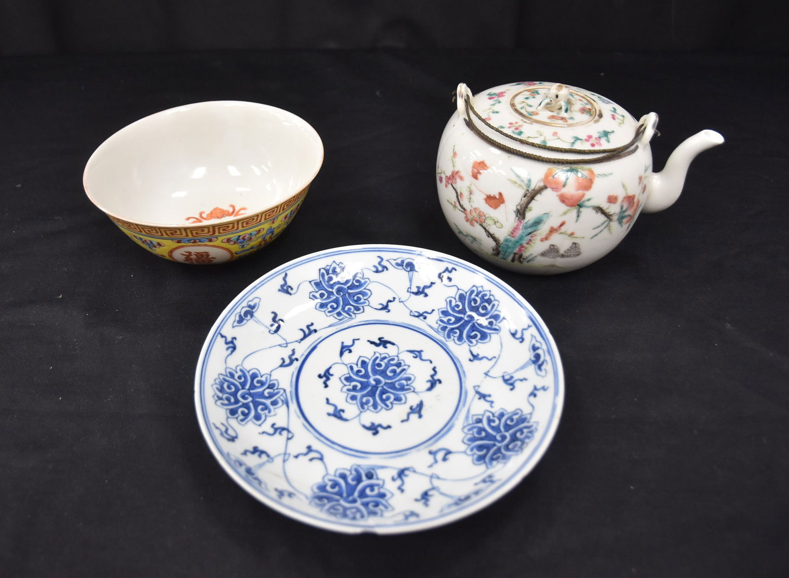 (3)pc CHINESE PORCELAIN LOT (1 of 20)