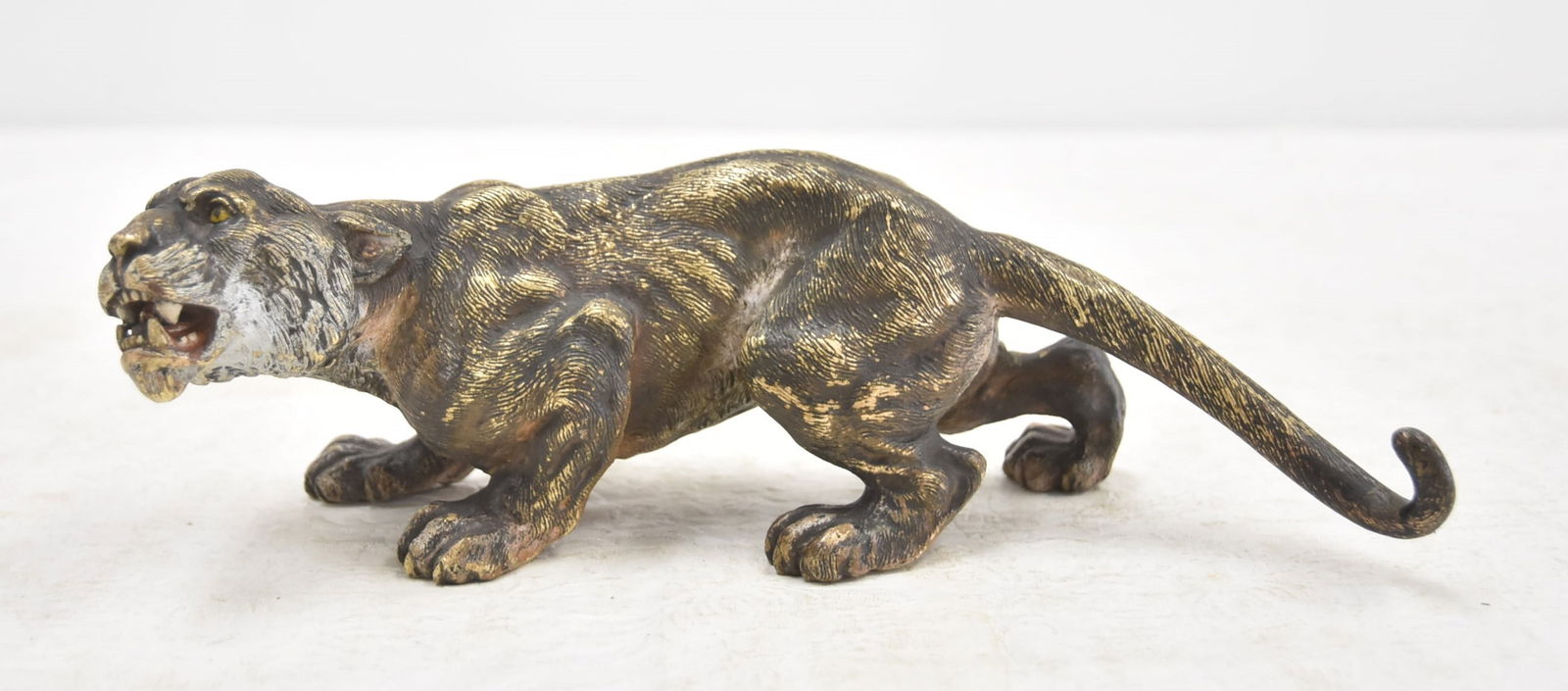 VIENNA AUSTRIA BRONZE TIGER (1 of 12)