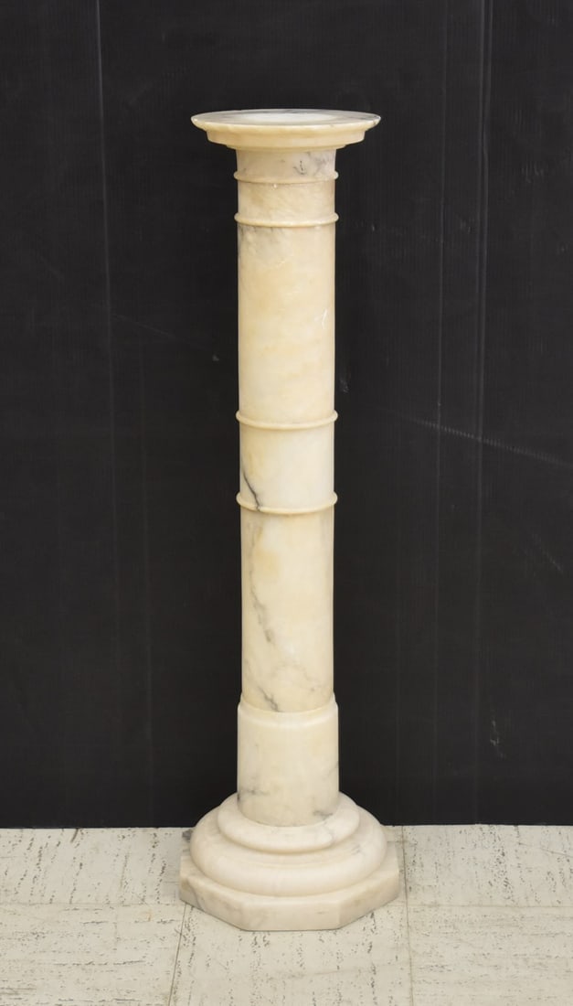 ANTIUE ALABASTER COLUMN PEDESTAL (1 of 8)