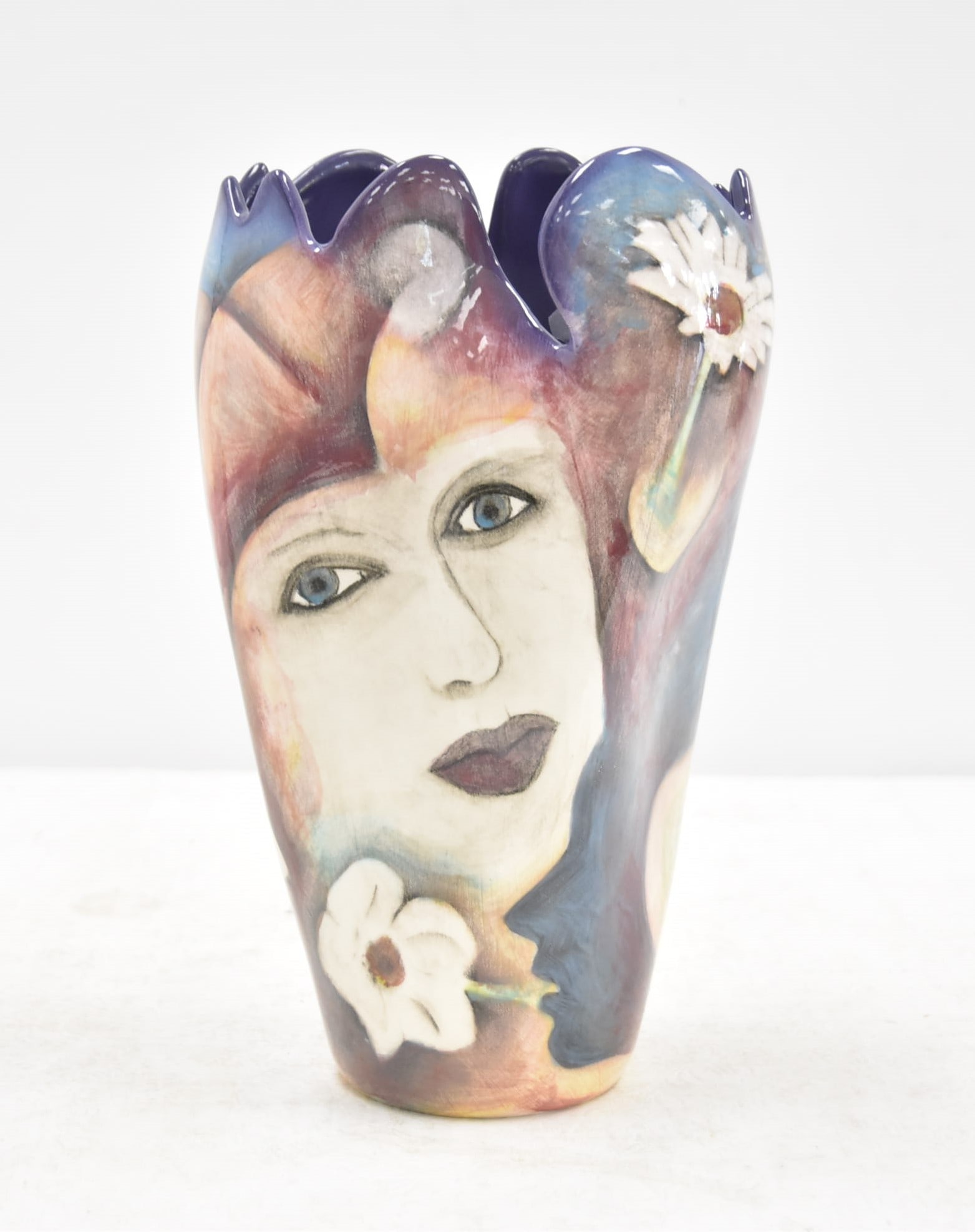 HARRIS CIES STUDIO POTTERY PORTRAIT VASE (1 of 13)