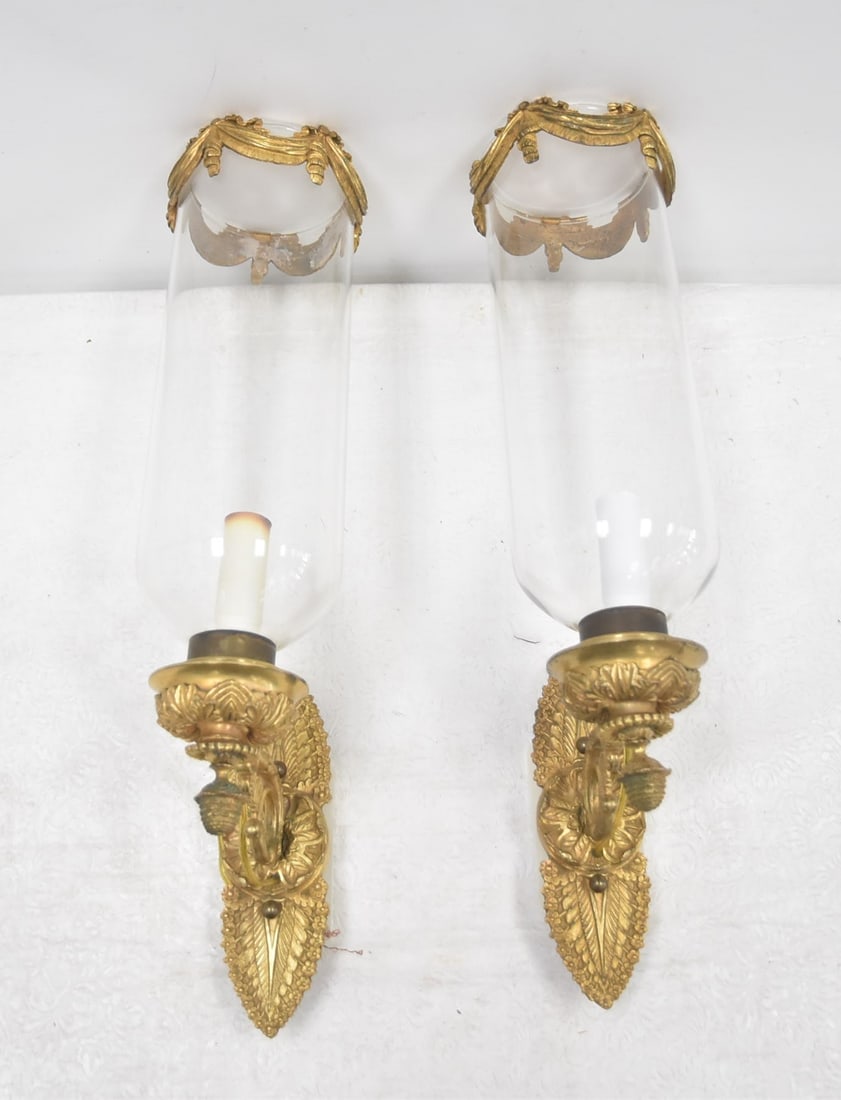 (Pr) FRENCH BRONZE & GLASS HURRICANE SCONCES (1 of 14)