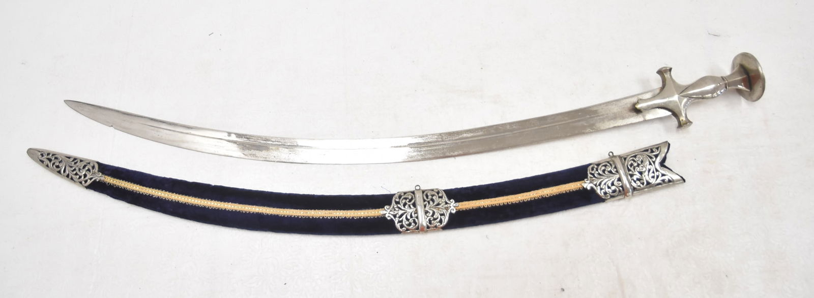 INDIAN SWORD & SHEATH (1 of 6)