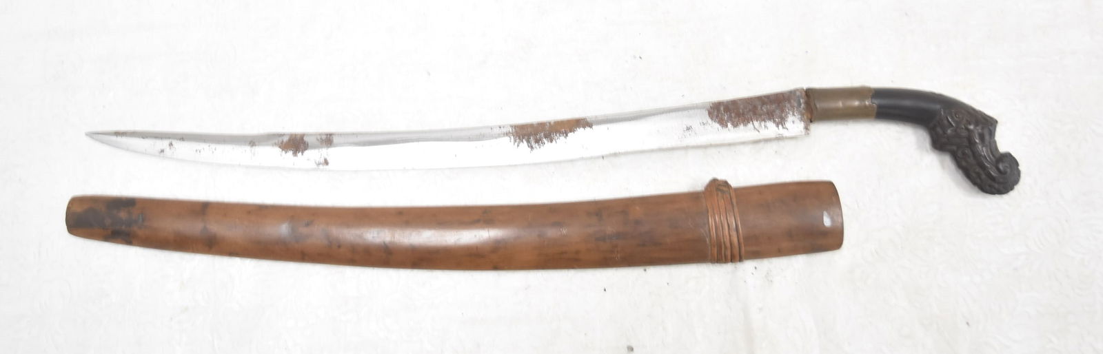 INDONESIAN MACHETE WITH SHEATH (1 of 8)
