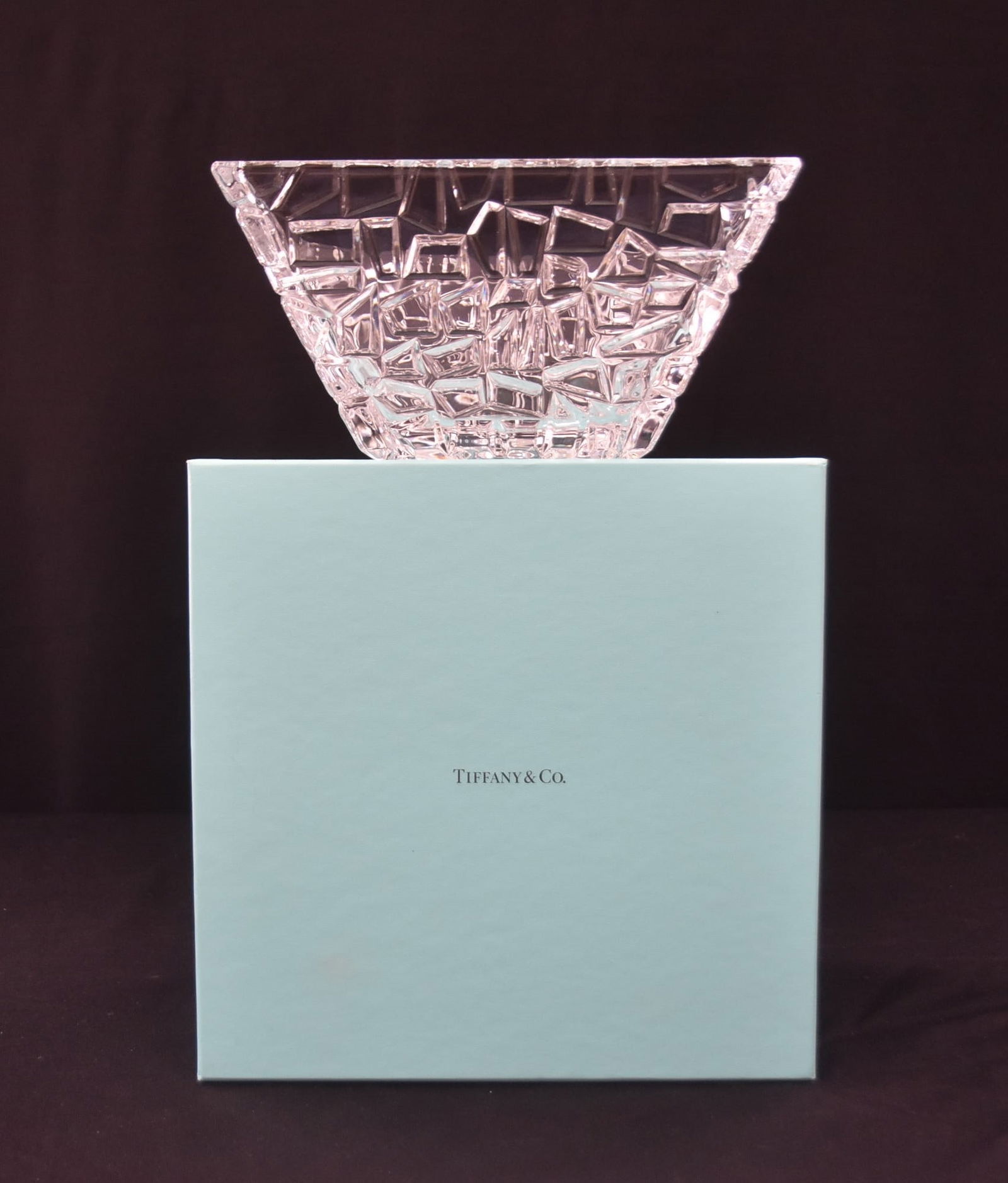 TIFFANY MODERNIST CUT GLASS BOWL WITH BOX (1 of 12)