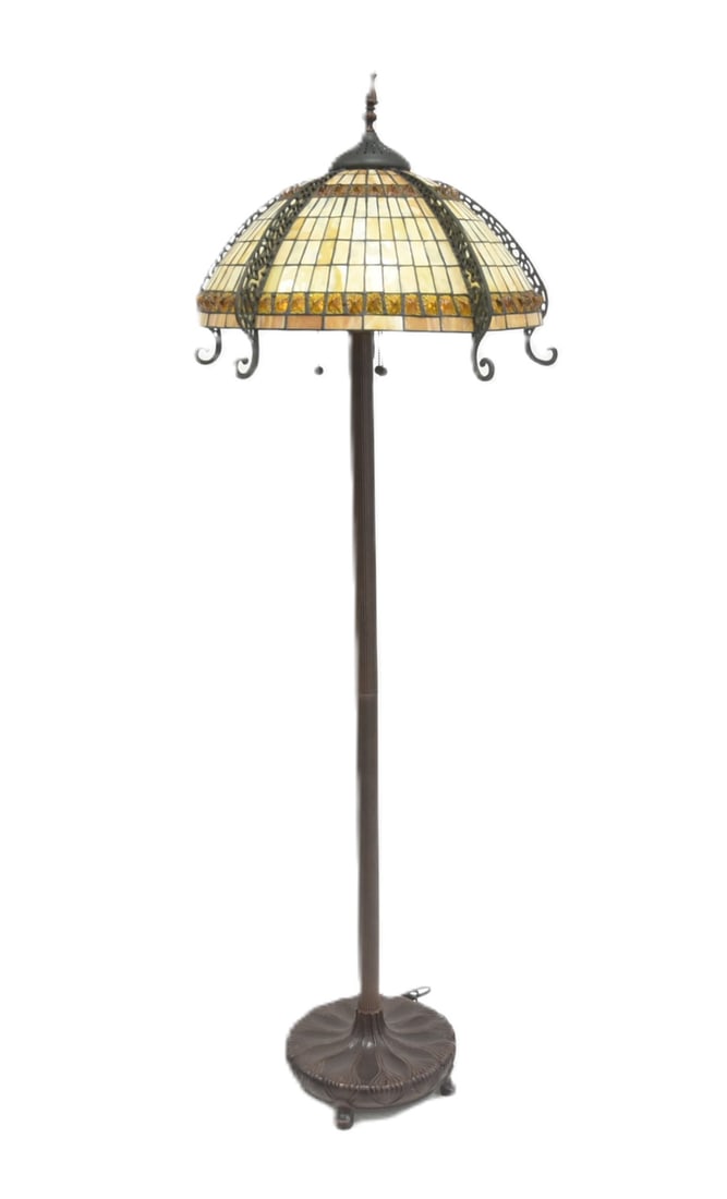 TIFFANY STYLE LEADED GLASS FLOOR LAMP (1 of 17)