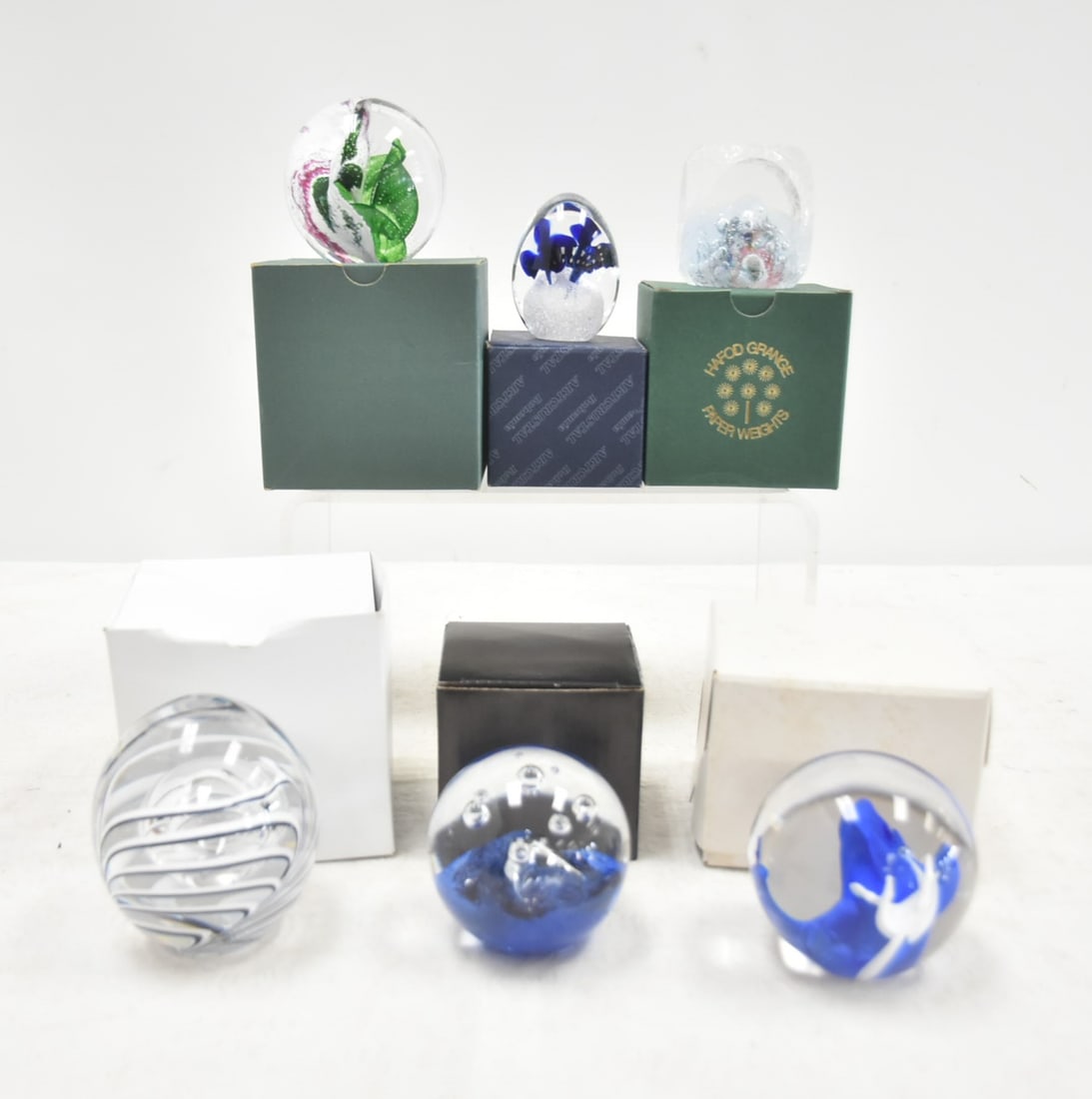 (6) ASSORTED GLASS PAPERWEIGHTS (1 of 10)