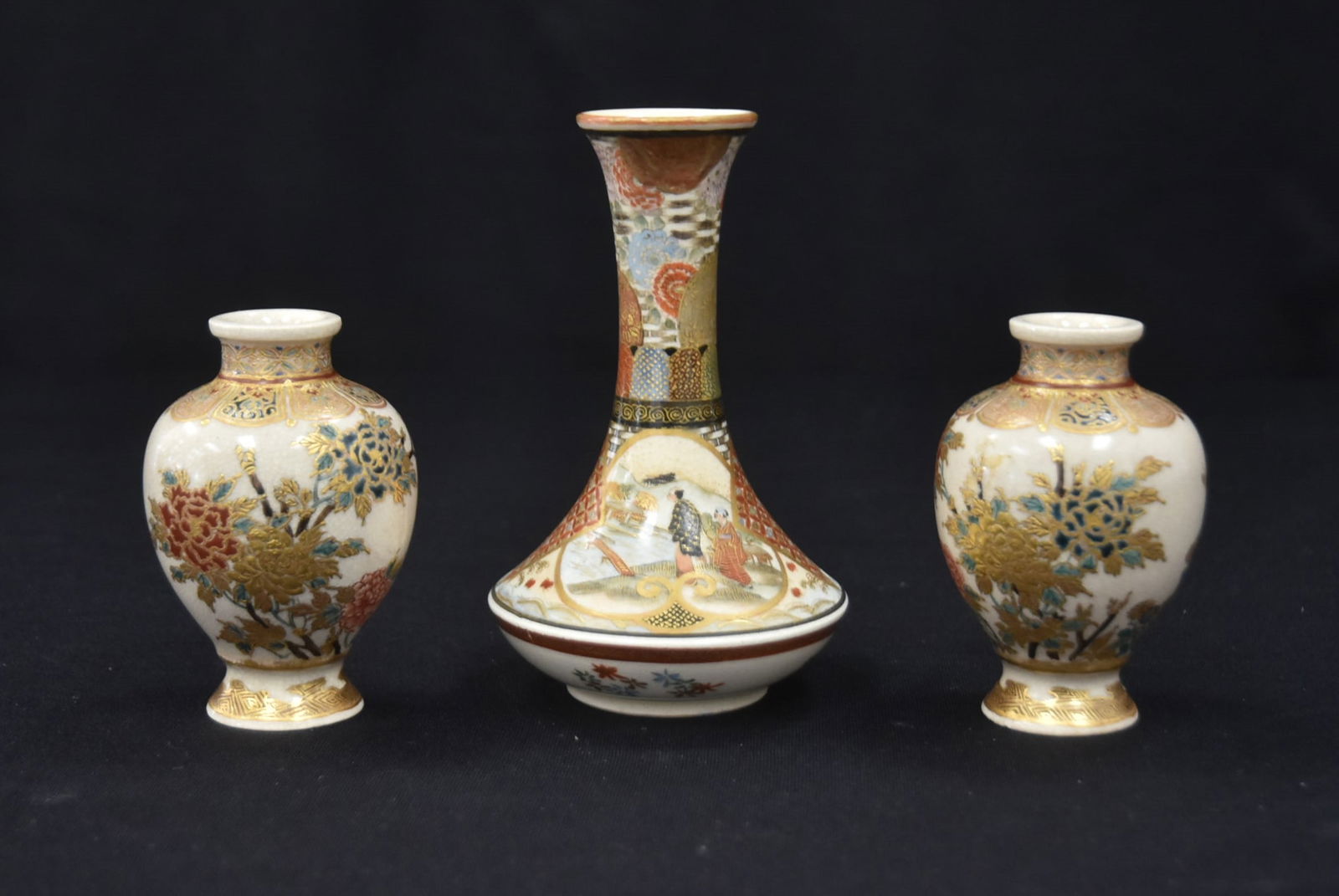 (3)pc SATSUMA CABINET VASES (1 of 9)