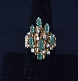 14kt EMERALD & DIAMOND RING
