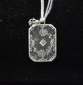 14kt WHITE GOLD & CRYSTAL PENDANT WITH DIAMOND