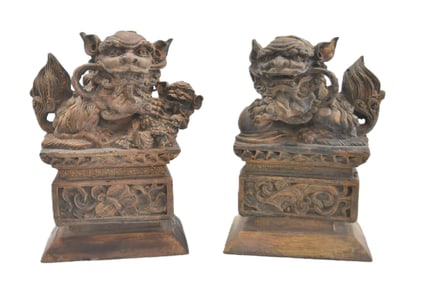 (Pr) ANTIQUE CARVED WOOD FOO DOGS