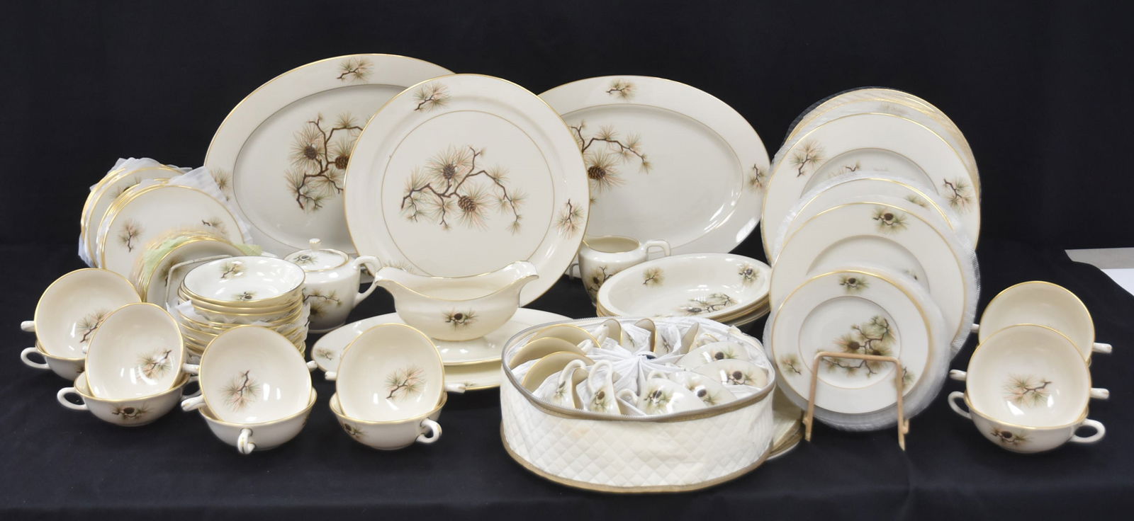 LENOX PINE PATTER CHINA DINNER SET FOR (12) (1 of 20)