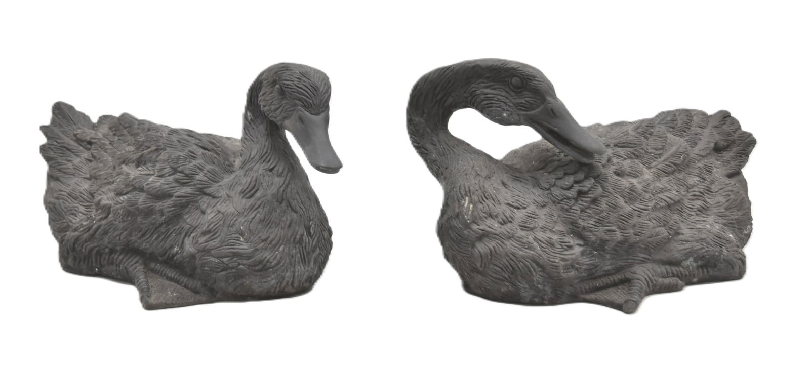 (Pr) BRONZE OUTDOOR GARDEN DUCKS (1 of 10)