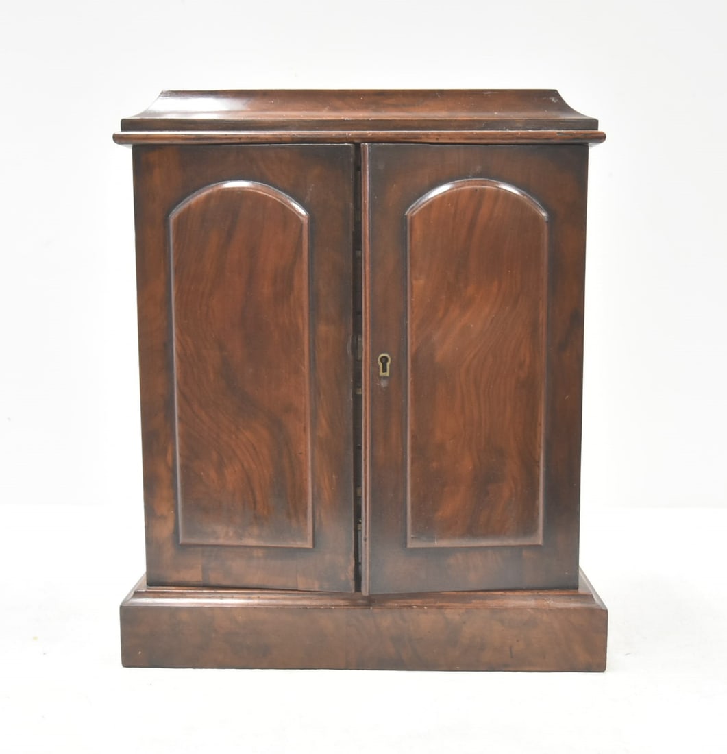 ANTIQUE ROSEWOOD TABLE TOP CHEST (1 of 10)