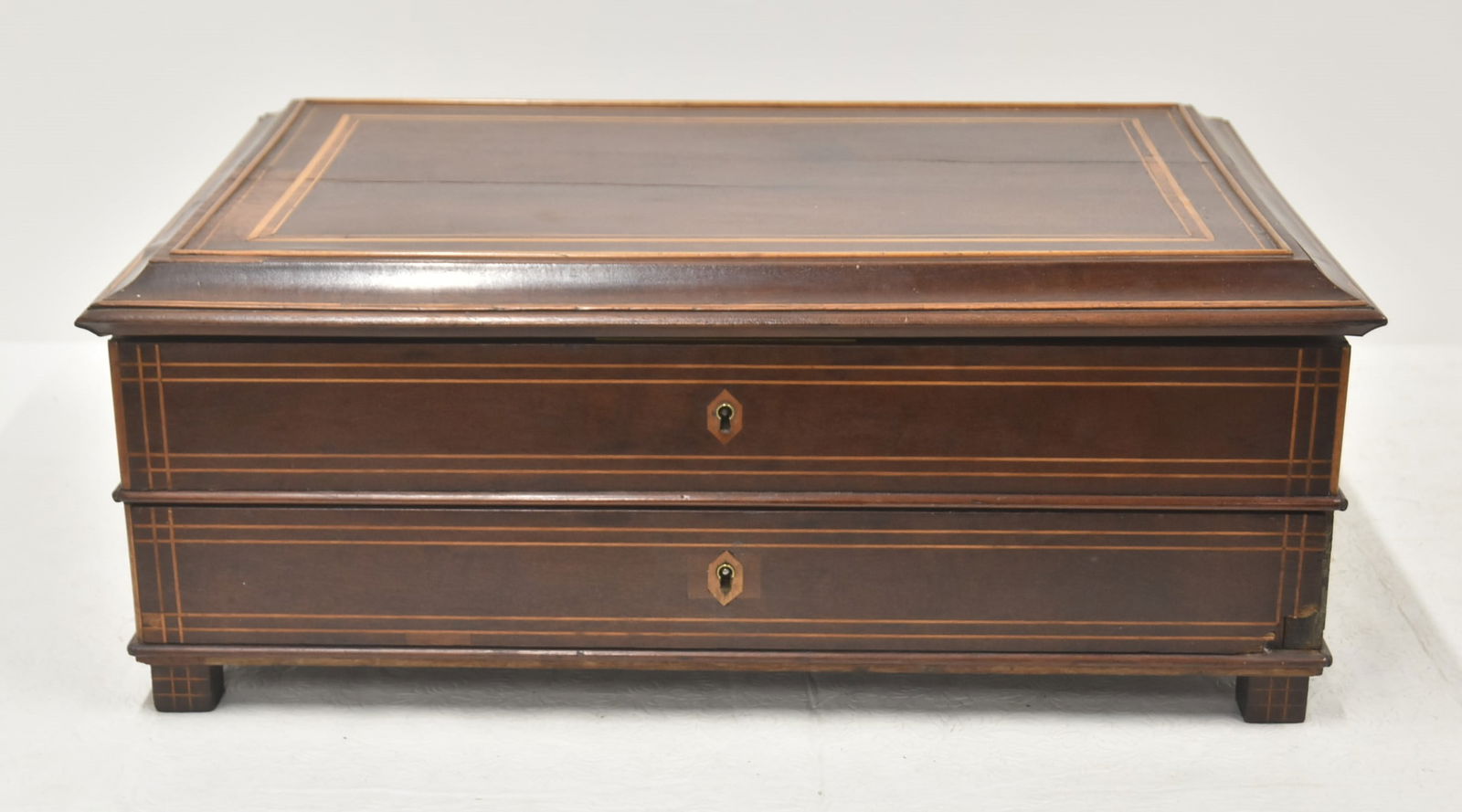 PENCIL INLAID MAHOGANY JEWELRY / SEWING BOX (1 of 7)