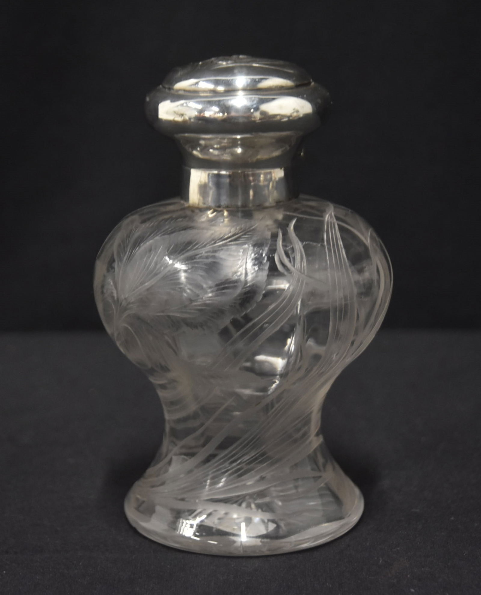 HAWKES STERLING & CUT GLASS PERFUME (1 of 8)