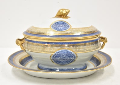 LARGE CHINESE EXPORT TUREEN & UNDERPLATE