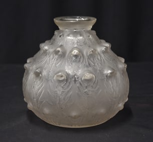 R LALIQUE FOUGERES VASE