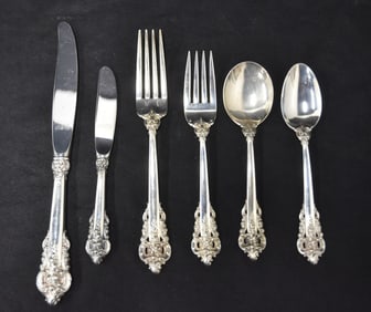 WALLACE GRAND BAROQUE STERLING FLATWARE FOR (12)