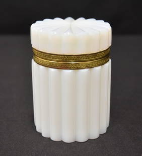 FRENCH OPALINE & BRONZE BOX: FRENCH OPALINE BOX WITH BRONZE MOUNTS ; HAVING MADE IN FRANCE LABEL - 3" x 4"