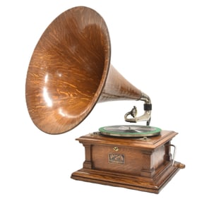 VICTOR GRAMOPHONE TALKING MACHINE MODEL V