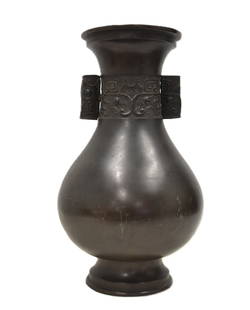 CHINESE ARCHAIC STYLE BRONZE VASE: LARGE CHINESE ARCHAIC STYLE BRONZE VASE - 10" x 18" ARCHAIC CHINESE BRONZE VASE