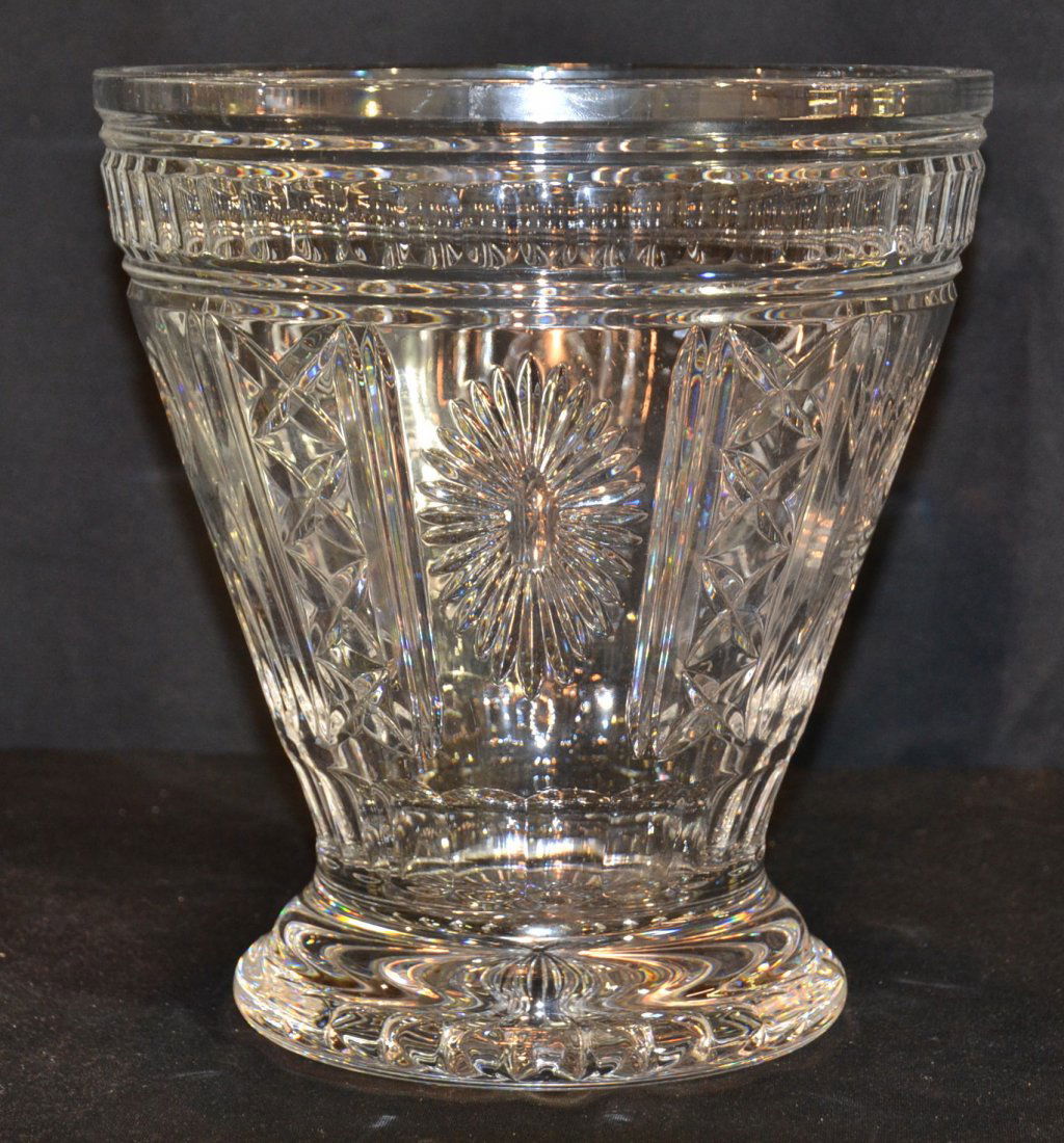 LARGE WATERFORD CRYSTAL VASE WITH BOWS