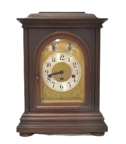 JUNGHANS MAHOGANY CASE BRACKET CLOCK