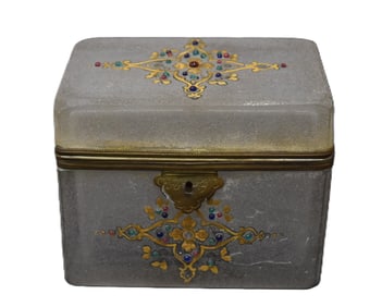 ANTIQUE JEWELED GLASS DRESSER BOX