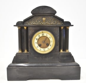 BLACK MARBLE MANTLE CLOCK WITH COLUMNS