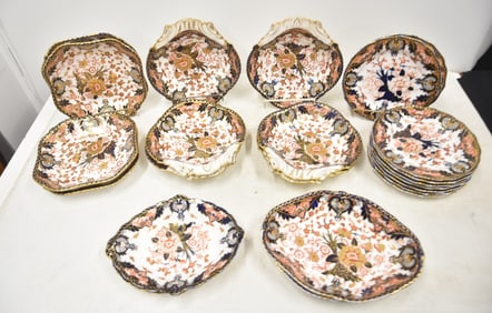 (23) ANTIQUE ROYAL CROWN DERBY PLATES & BOWLS