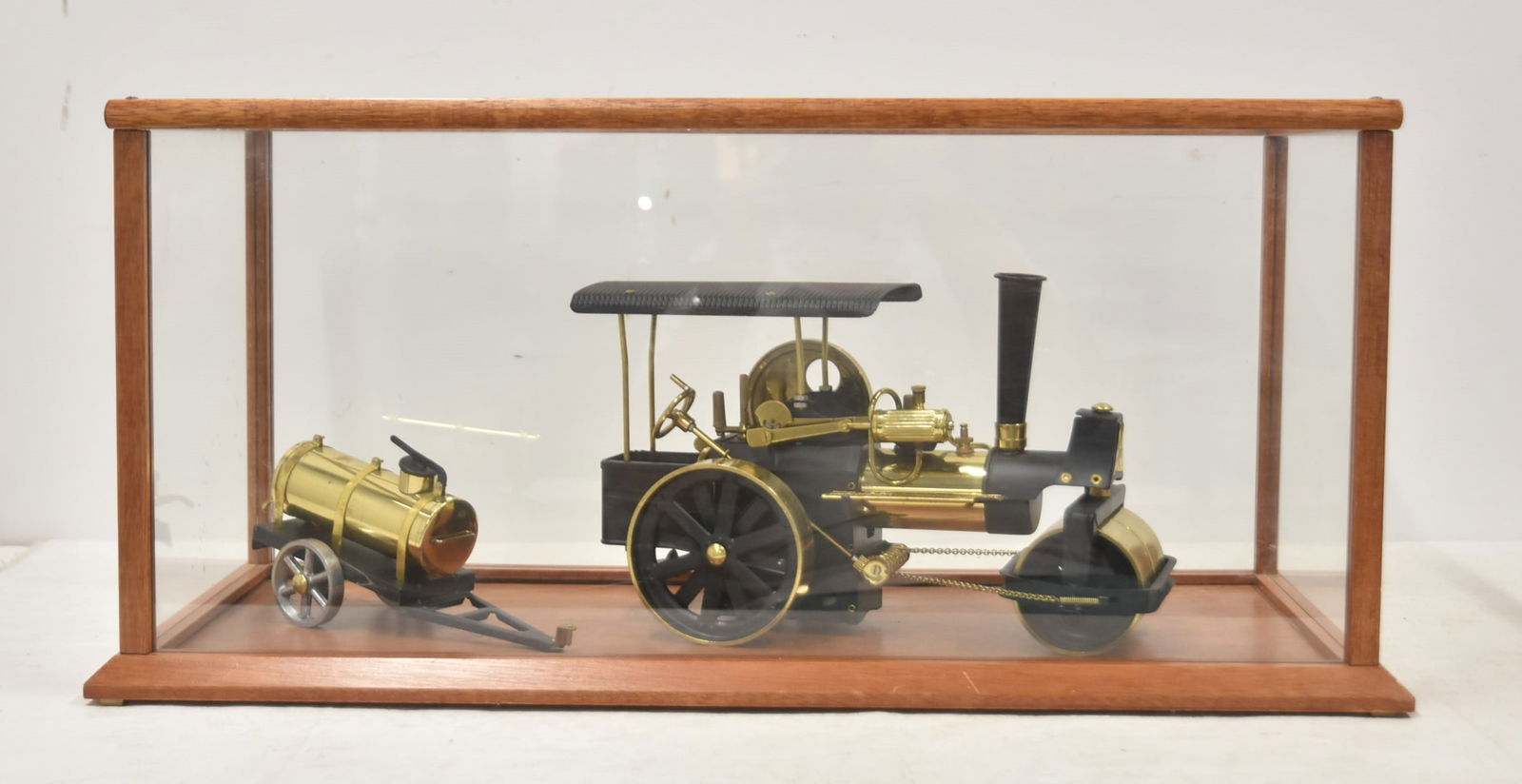 WILESCO D 366 STEAM ROLLER IN CASE (1 of 10)