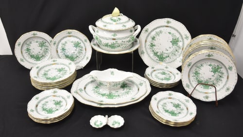 (43)pc HEREND INDIAN BASKET  DINNER SET