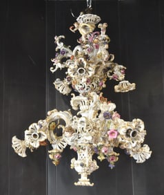 LARGE MEISSEN PORCELAIN CHANDELIER