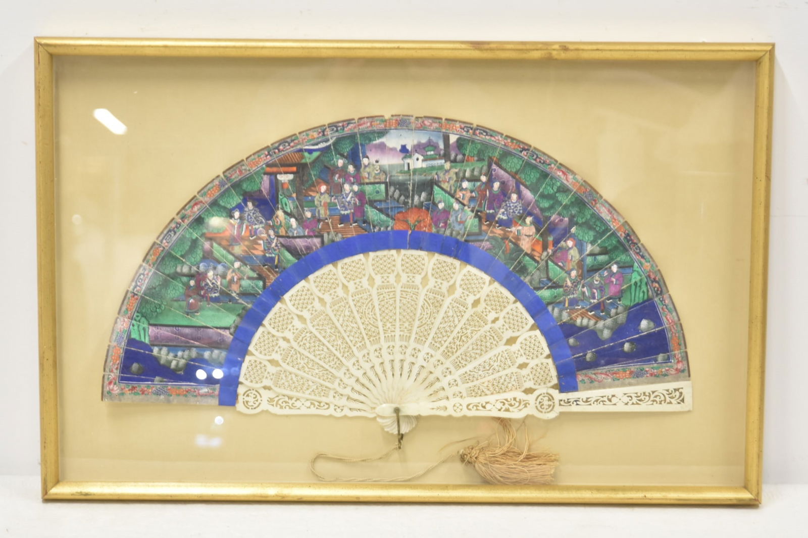 FRAMED HAND PAINTED CHINOISERIE FAN: FRAMED ANTIQUE HAND PAINTED FAN WITH CHINESE FIGURAL SCENE - 24 1/2"x 15 1/2" OVERALL FRAMED