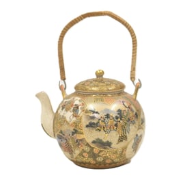 ANTIQUE SATSUMA TEA POT