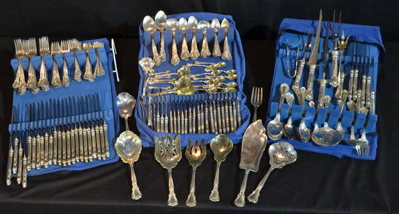 GORHAM STERLING SILVER "CHANTILLY" 1895 FLATWARE: SERVICE CONSISTING OF (23) DINNER FORKS,(8)LUNCHEON FORKS,(19) SALAD FORKS, (12) CAKE FORKS, (11) ICE CREAM FORKS, (12) SEAFOOD FORKS, (14) PLACE SPOONS, (6) CREME SOUP SPOONS, (23) TEA SPOONS, (12) B