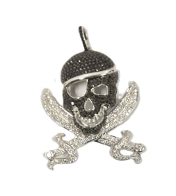 18kt BLACK & WHITE DIAMIND JOLLY ROGER PENDANT