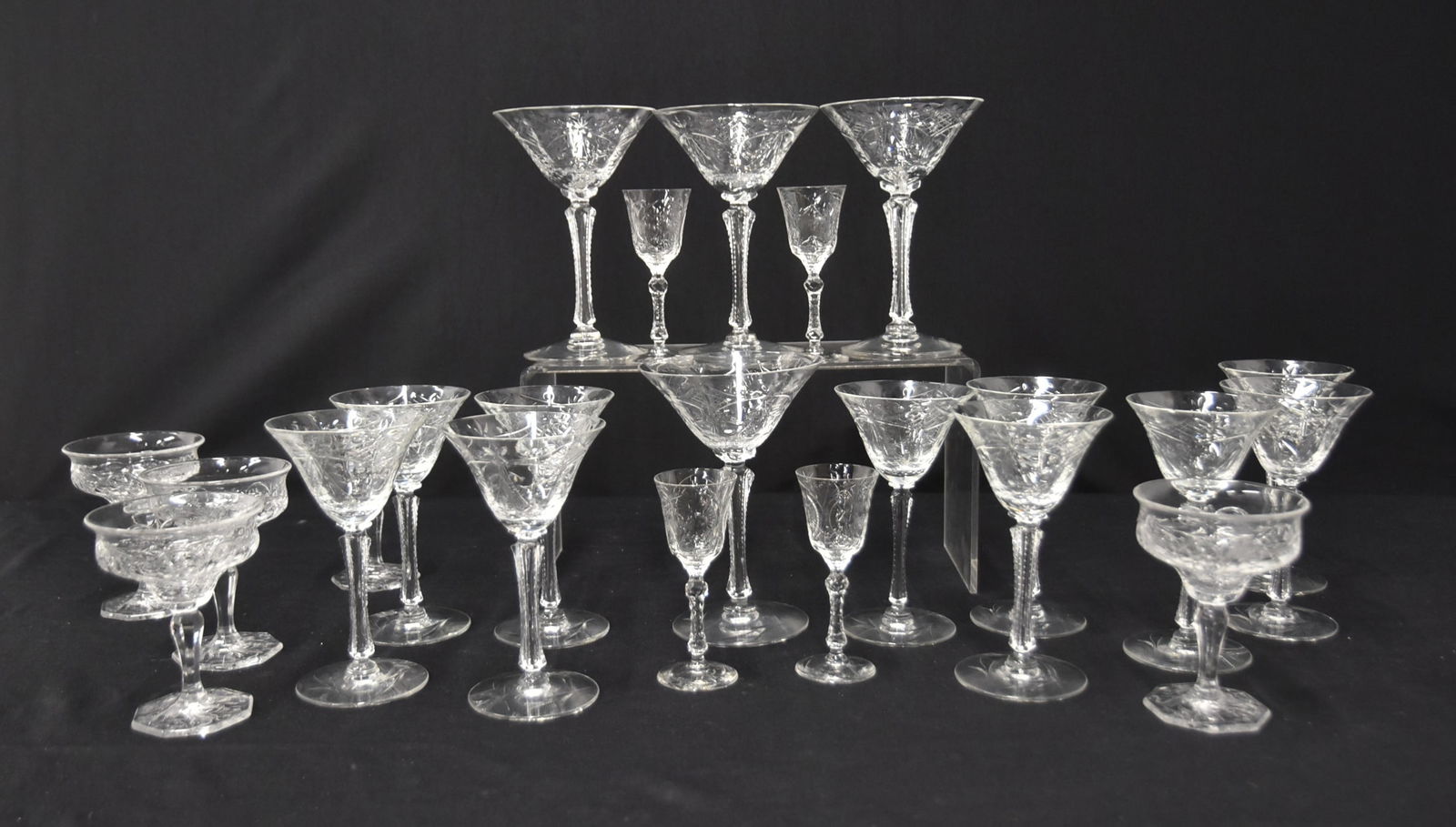 (23) MOLDED GLASS STEMWARE GLASSES (1 of 12)