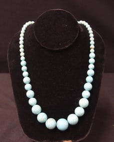 GRADUATED TURQUOUSE LARGE BEAD NECKLACE