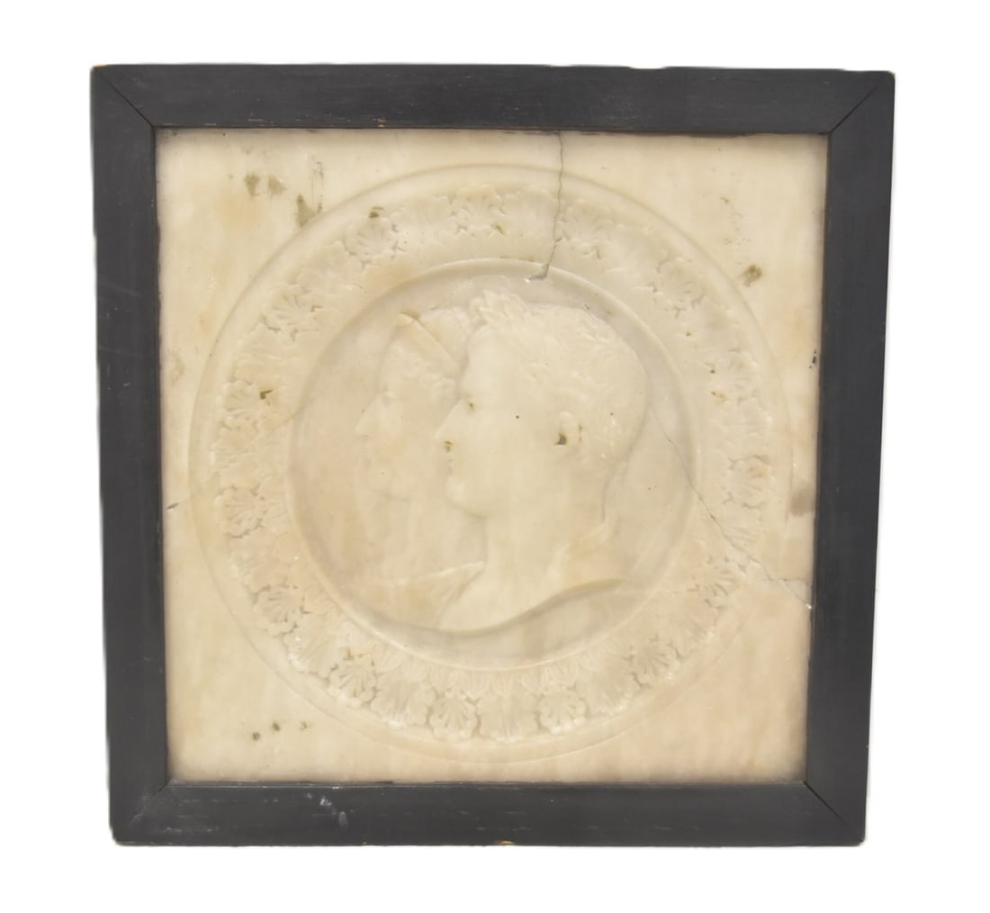 GRAND TOUR ALABASTER NAPOLEON PLAQUE: GRAND TOUR STYLE CARVED ALABASTER RONDEL PLAQUE OF GENERAL NAPOLEON AS CESAR - 9" x 9 1/4" OVERALL (SOME CRACKS)