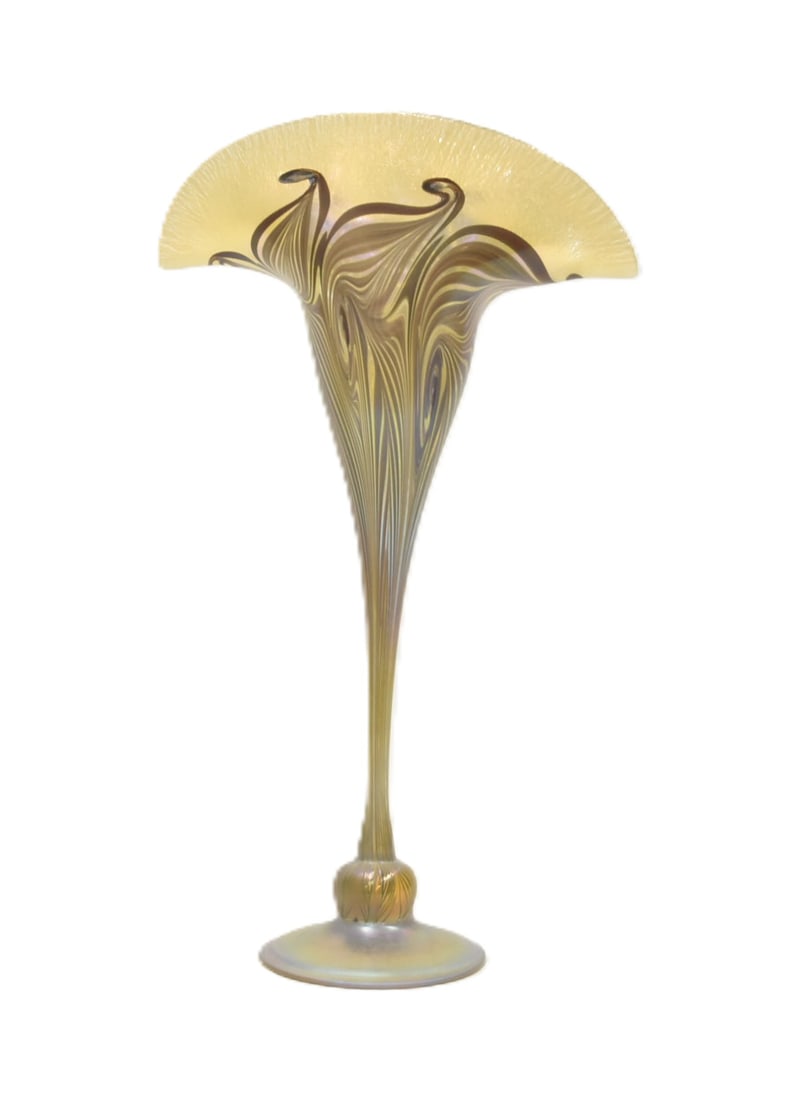 TIFFANY STYLE ART GLASS FAN VASE (1 of 11)