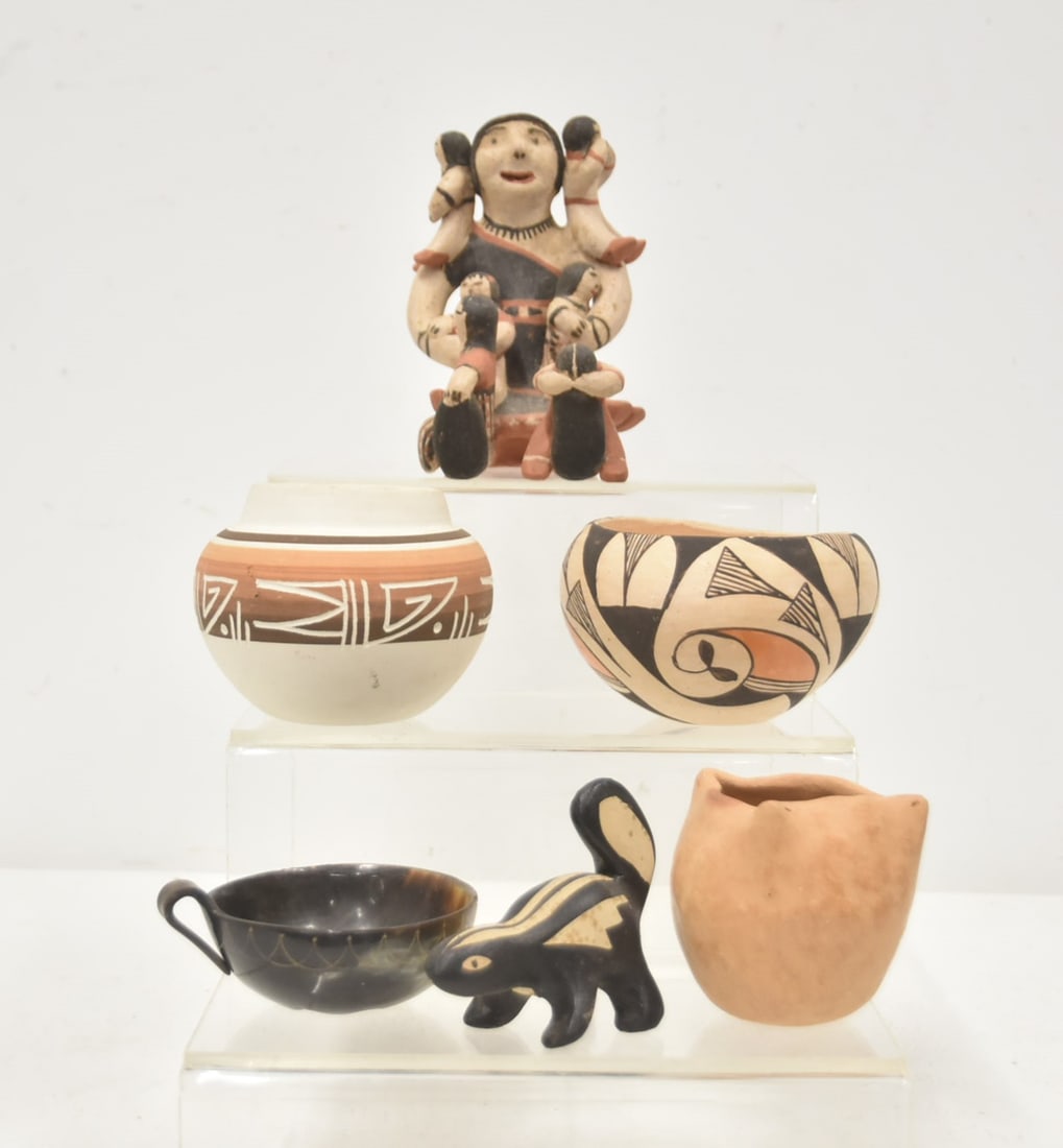 NATIVE AMERICAN POTTERY LOT: ANTIQUE NATIVE AMERICAN STORY TELLER - 3 1/2" x 4 1/2" x 5 1/2" / NATIVE AMERICAN VASE , SIGNED HP 2001 / NATIVE AMERICAN VASE , SIGNED POSEY / NATIVE AMERICAN POTTERY SKUNK / ACOMA NEW MEXICO POTTERY