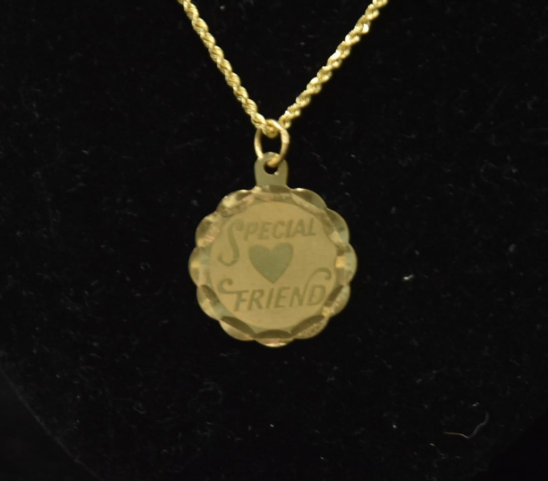 14kt GOLD ROPE CHAIN & CHARM PENDANT (1 of 9)