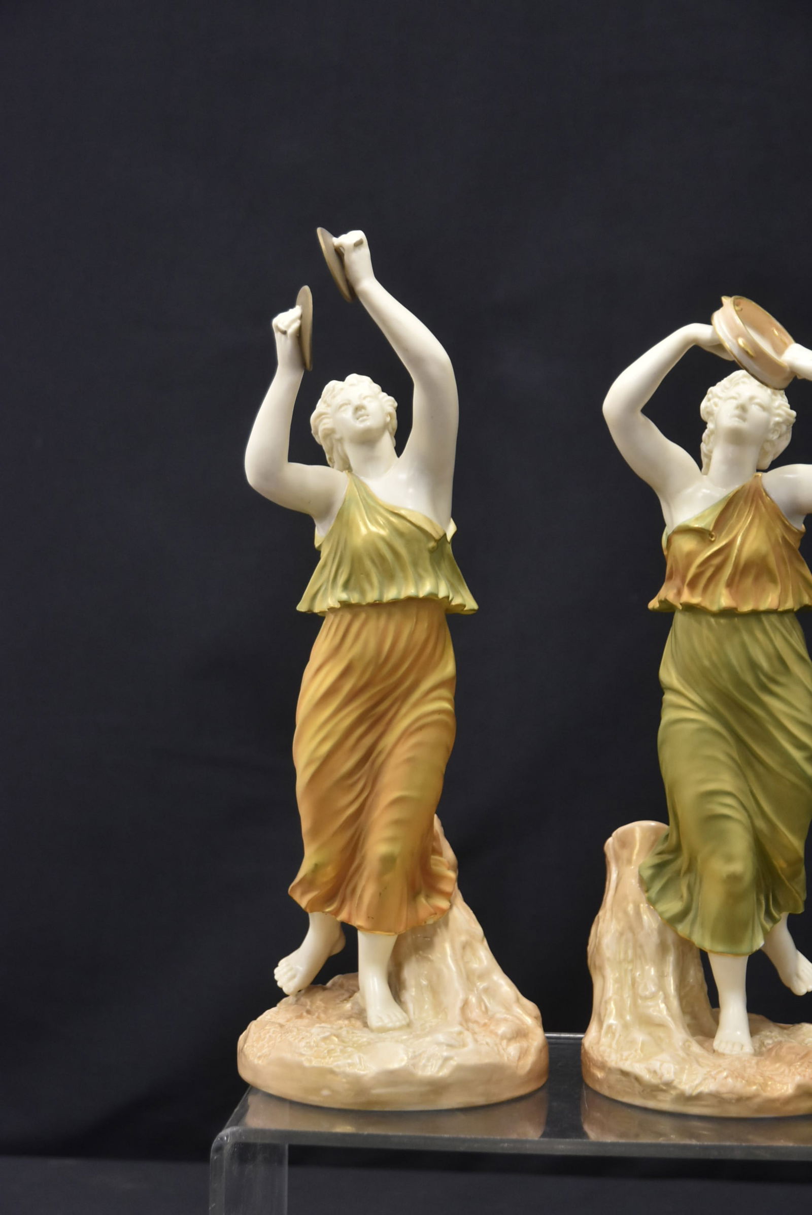 (Pr) ROYAL WORCESTER CLASSICAL FIGURES - 3