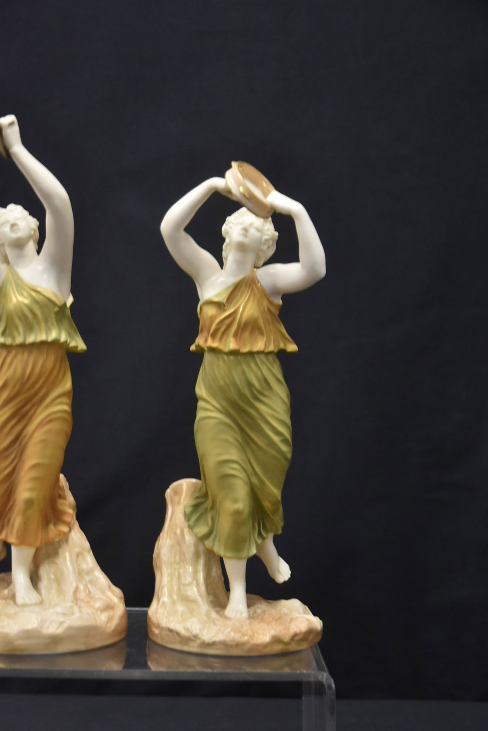 (Pr) ROYAL WORCESTER CLASSICAL FIGURES - 4