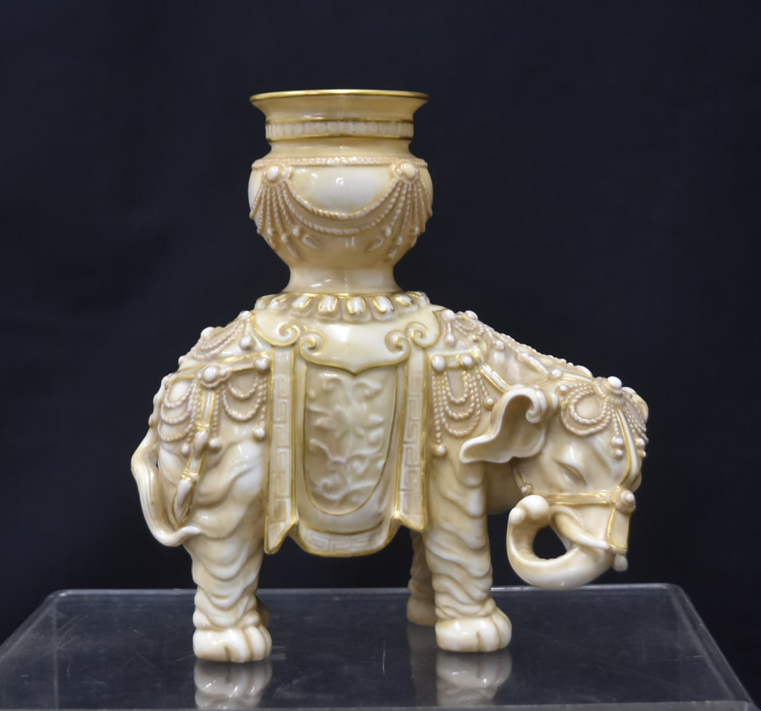 19thC ROYAL WORCESTER ELEPHANT CANDLE STICK: 19th CENTURY PRE 1878 ROYAL WORCESTER PORCELAIN ELEPHANT CANDLE STICK - 5 1/2" x 2 1/2" x 6"